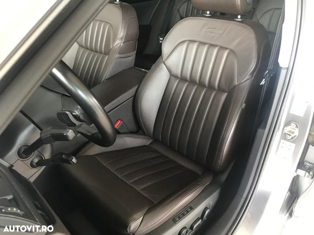 Skoda Superb 2.0 TDI DSG L&K - 9