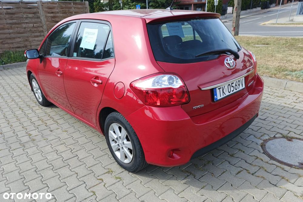 Toyota Auris 1.4 D-4D Premium EU5 - 11