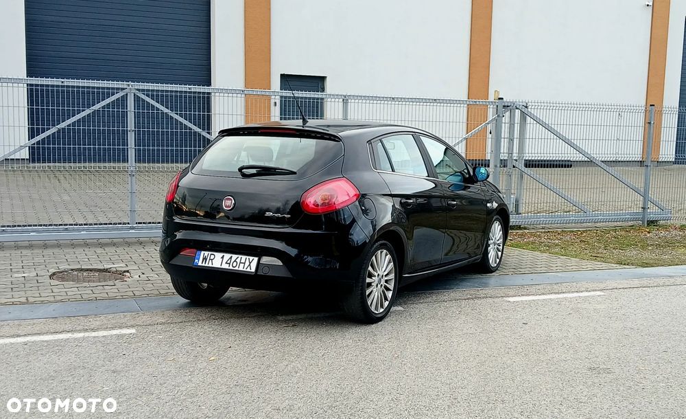 Fiat Bravo 1.4 T-JET 16V Dynamic - 23