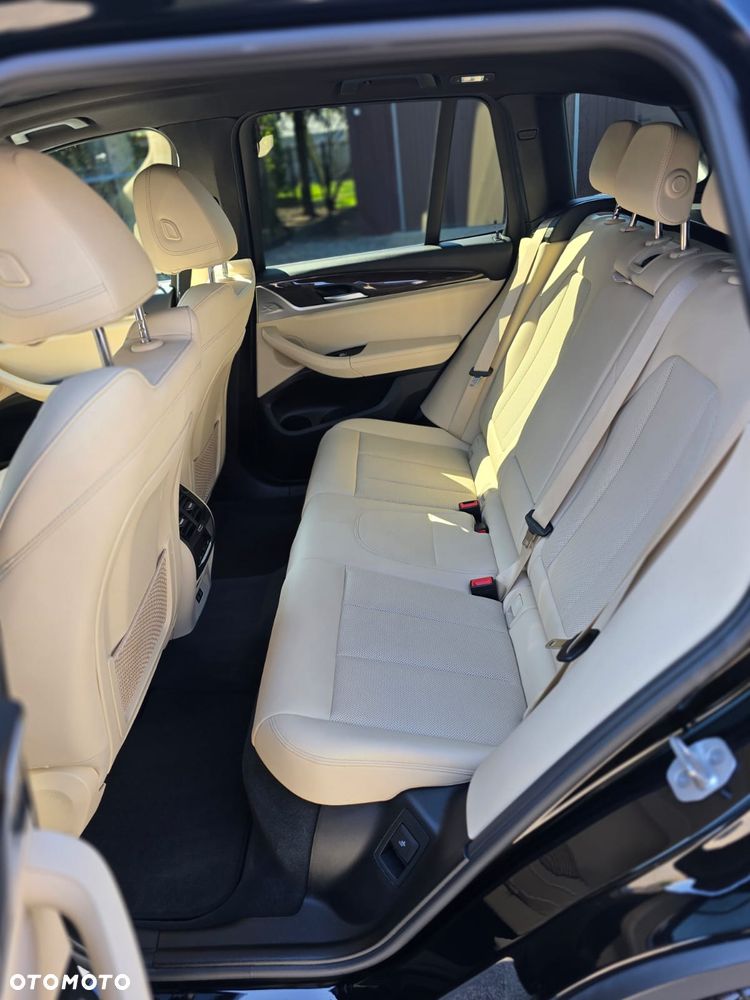 BMW X3 xDrive30i xLine - 11