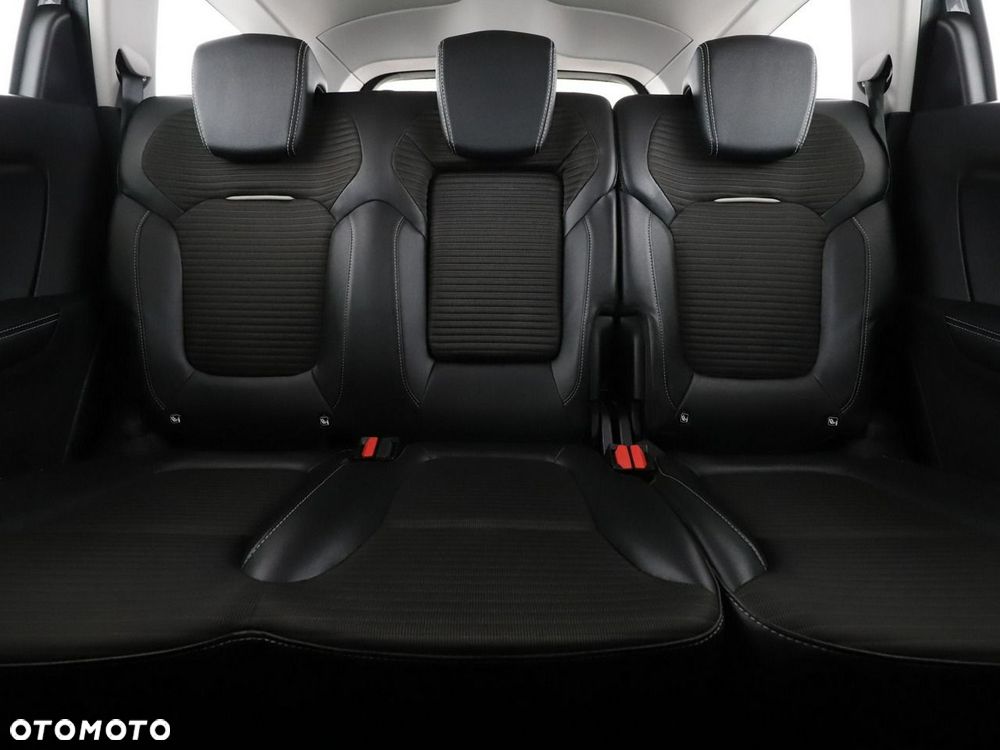 Renault Grand Scenic - 19