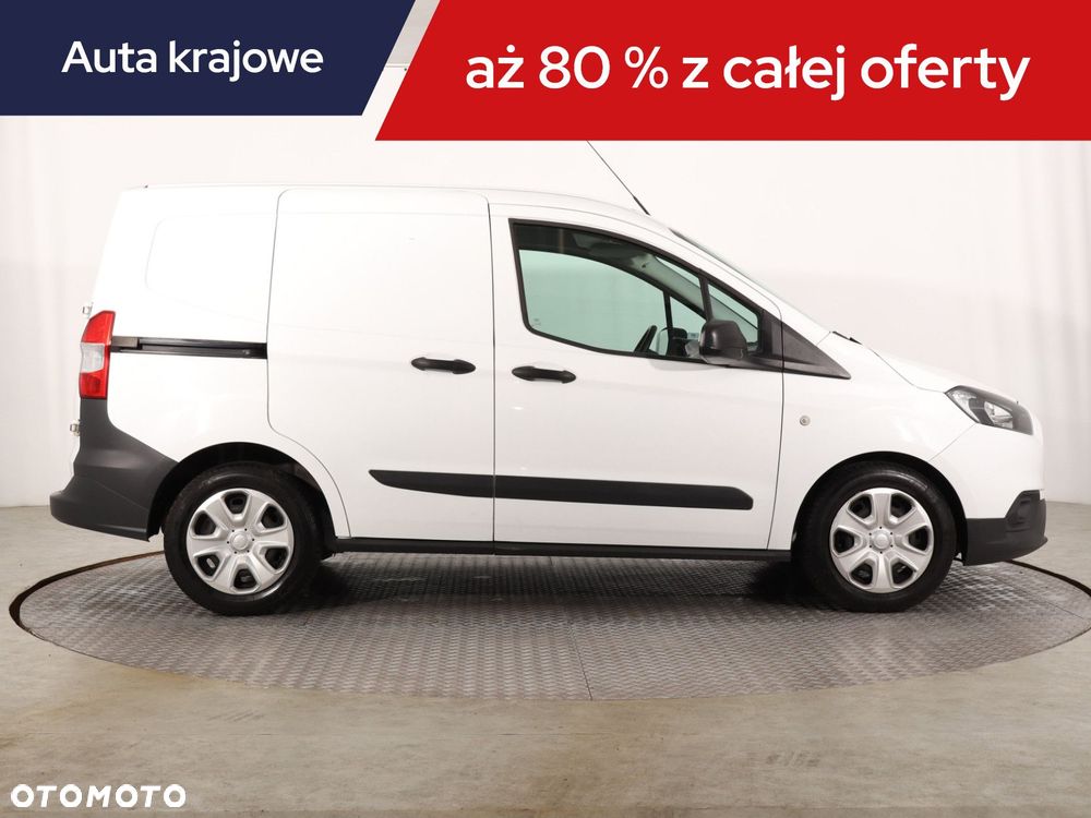 Ford transit-courier - 8