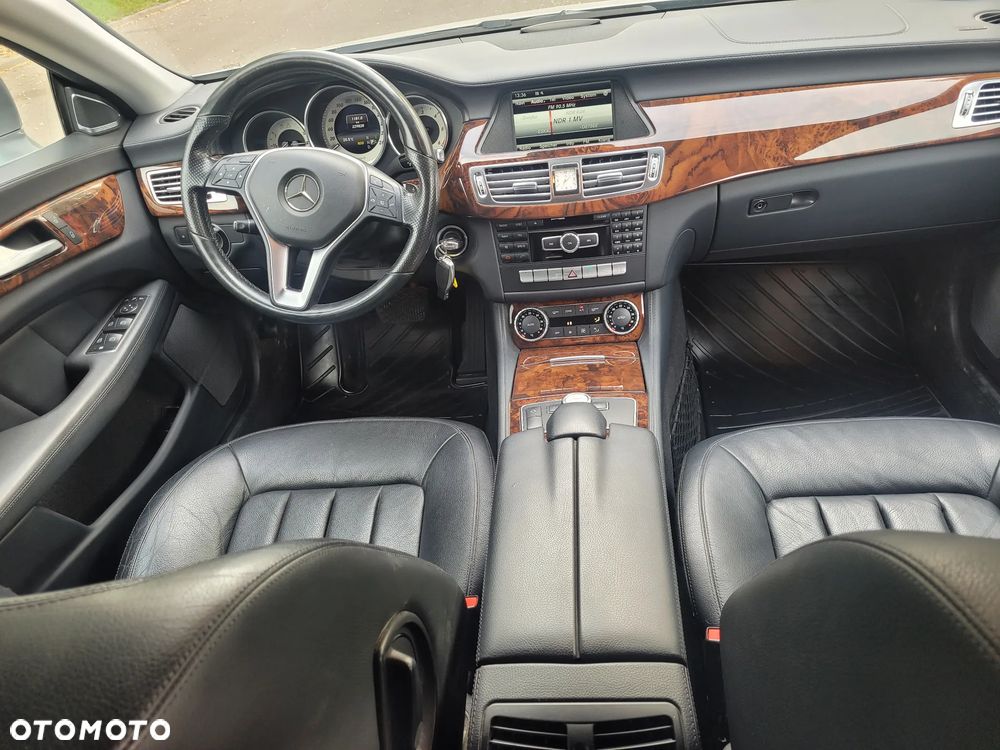 Mercedes-Benz CLS 350 CDI 4Matic 7G-TRONIC - 11