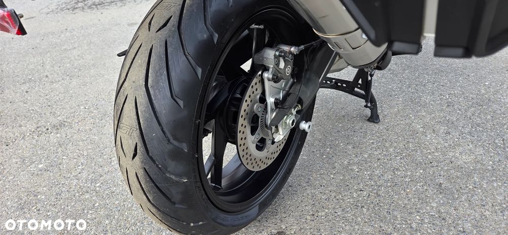 QJMOTOR SRT900S - 25