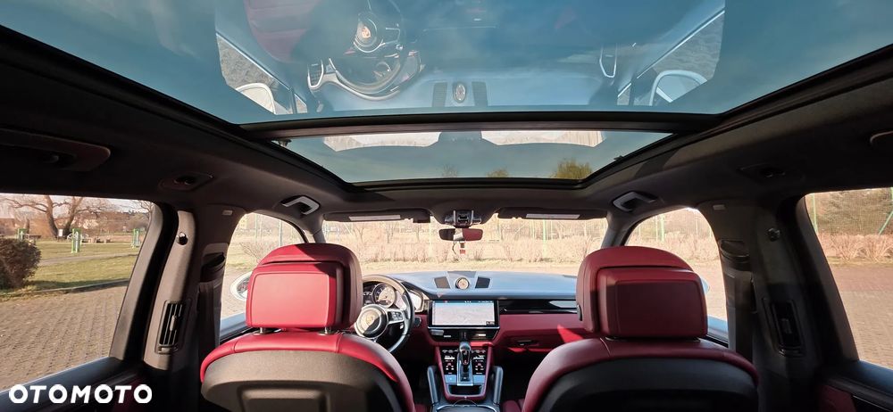 Porsche Cayenne Standard - 26