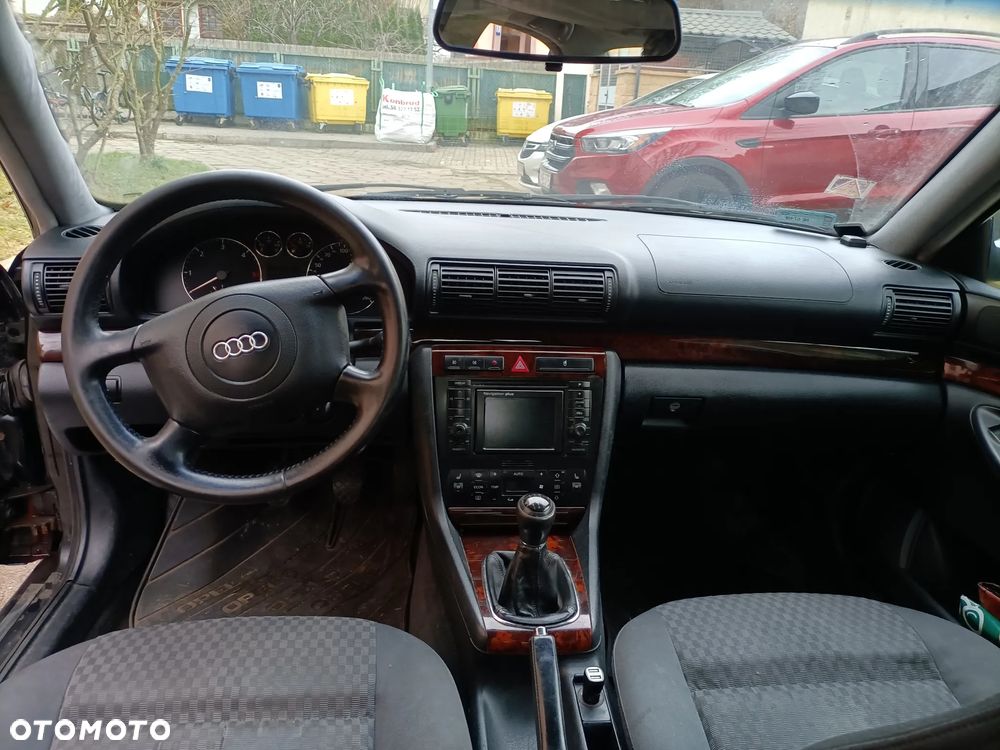 Audi A4 Limousine 1.9 TDI - 8