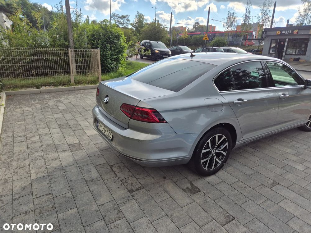 Volkswagen Passat 1.8 TSI BMT Comfortline - 3