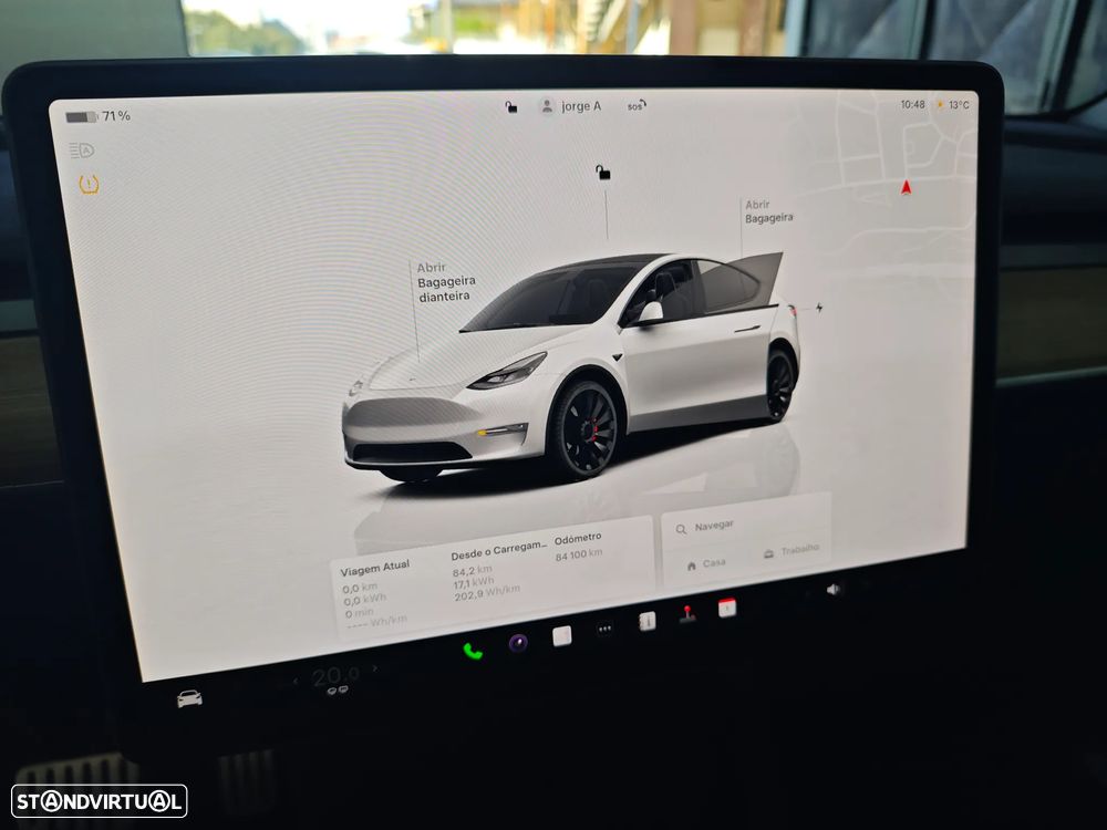 Tesla Model Y Performance Dual Motor AWD - 19