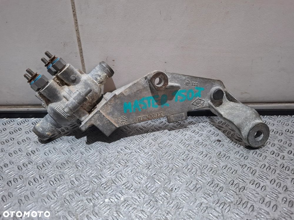 Podgrzewacz wody Renault Master III 2,3 DCI nr 110019707R - 1