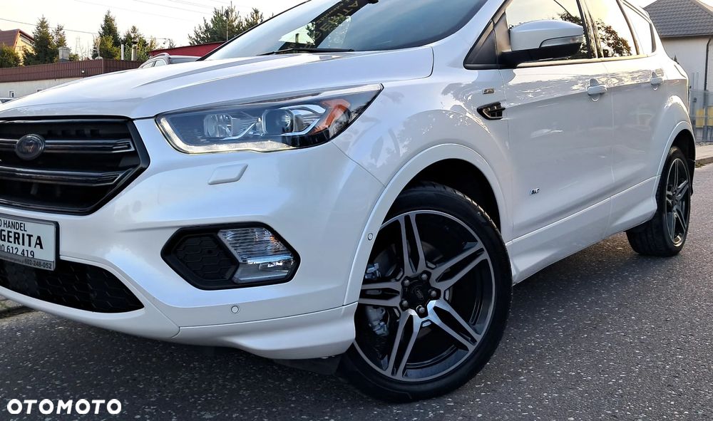 Ford Kuga 2.0 TDCi 4x4 ST-Line - 33