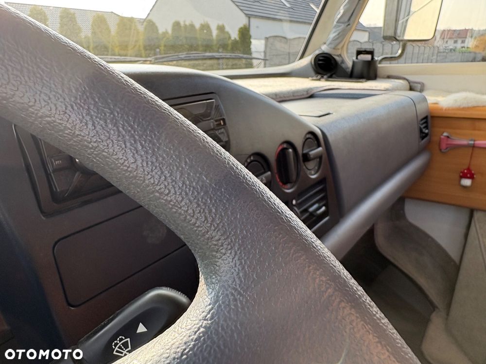 Hymer-Eriba BM 640 Starline - 33