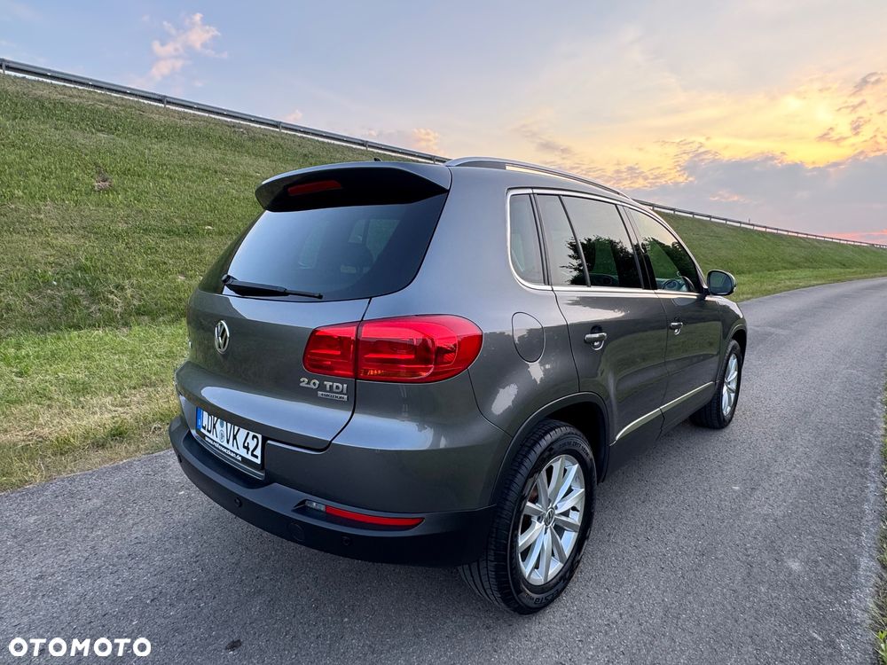 Volkswagen Tiguan 2.0 TDI DPF 4Motion BlueMotion Technology DSG Lounge Sport & Style - 17