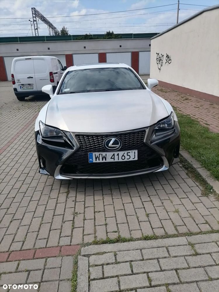Lexus RC 200t - 3