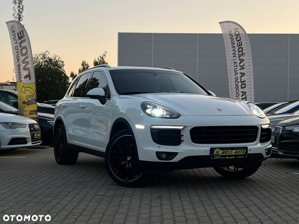 Porsche Cayenne - 2