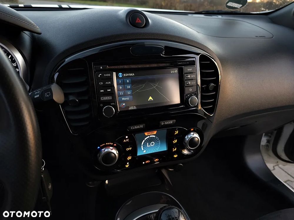 Nissan Juke 1.2 DIG-T Tekna (lea) EU6 - 32