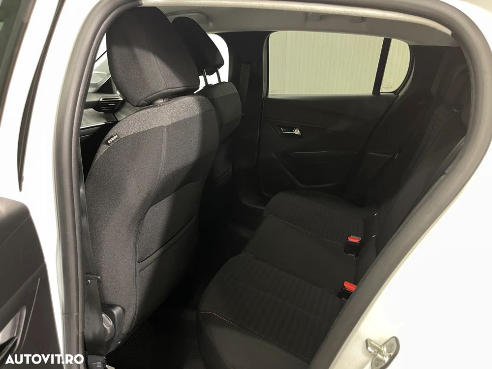 Peugeot 208 1.2 L PureTech STT Active Pack - 11