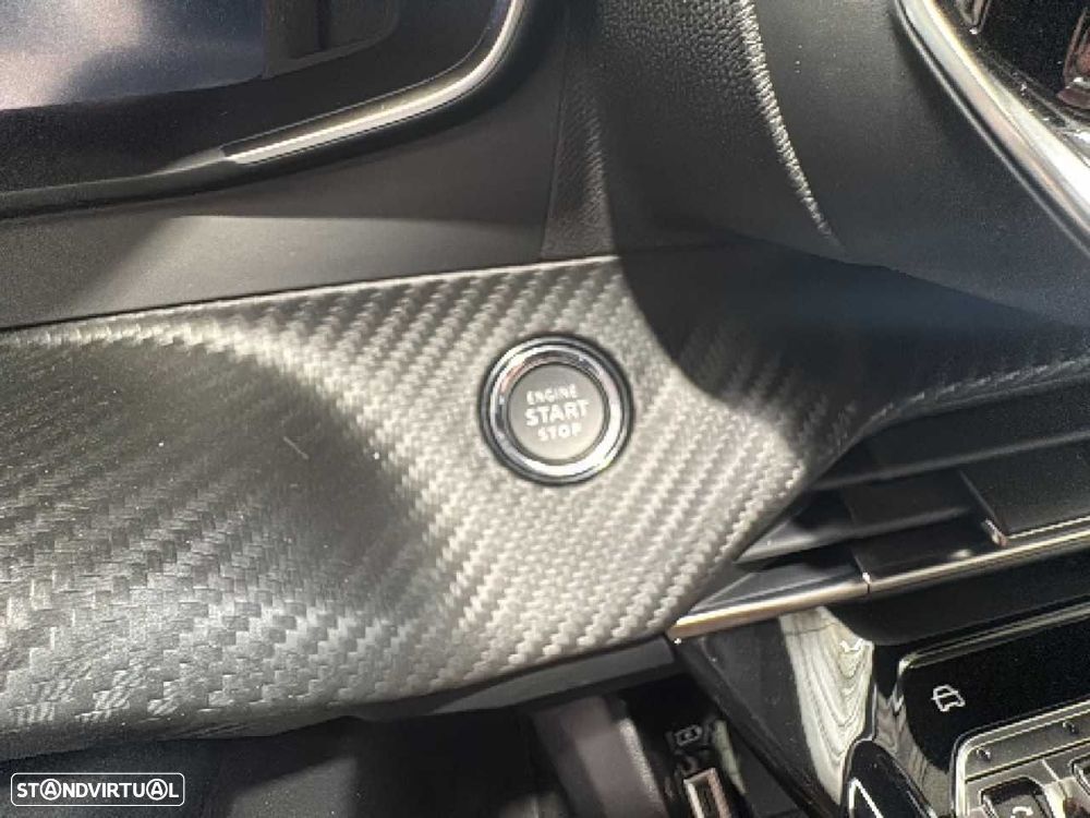 Peugeot 208 1.2 PureTech Allure - 15