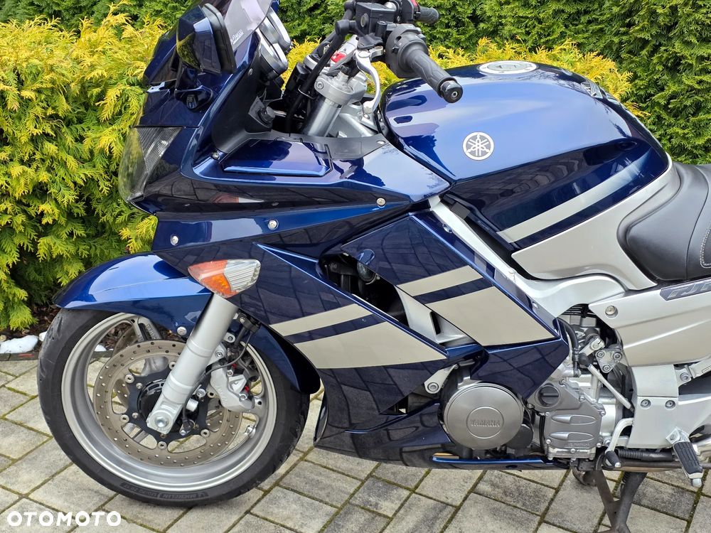 Yamaha FJR - 29