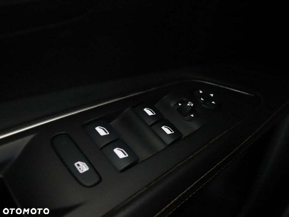 Peugeot 3008 Hybrid4 300 e-EAT8 GT - 41