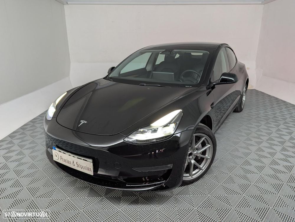 Tesla Model 3 Long Range Tração Traseira - 32