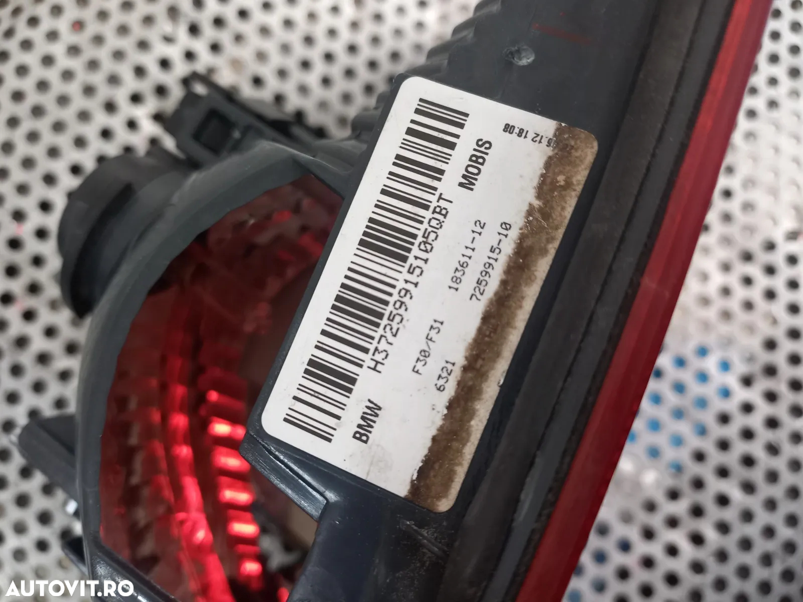 Stop Lampa Stop Tripla Stanga De Pe Hayon Portbagaj Bmw Seria 3 F30 Cod  Dezmembrez - Dezmembrari A - 8