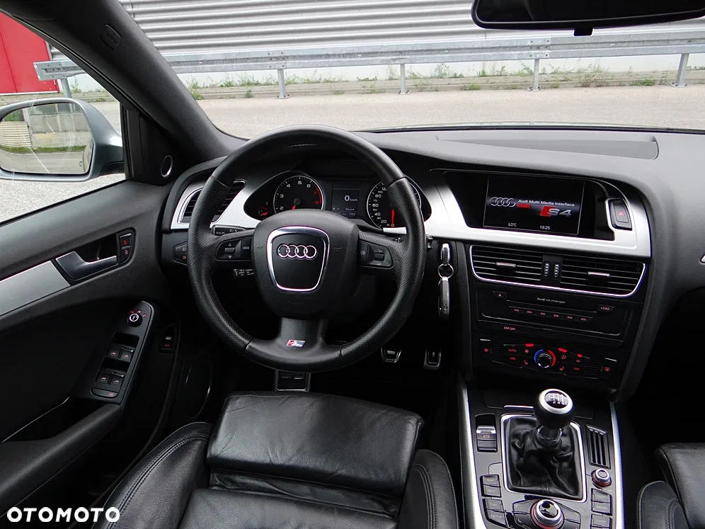 Audi A4 - 5