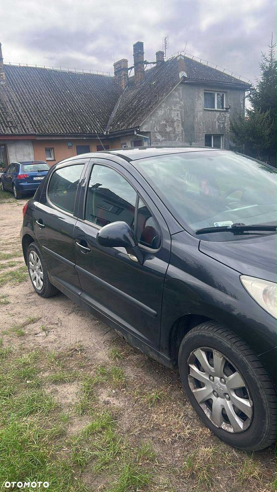 Peugeot 207 - 3