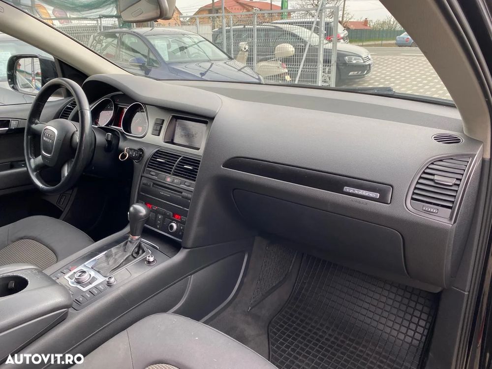 Audi Q7 - 5