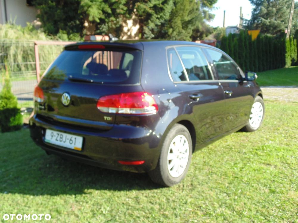 Volkswagen Golf 1.6 TDI DPF BlueMotion Technology Comfortline - 10