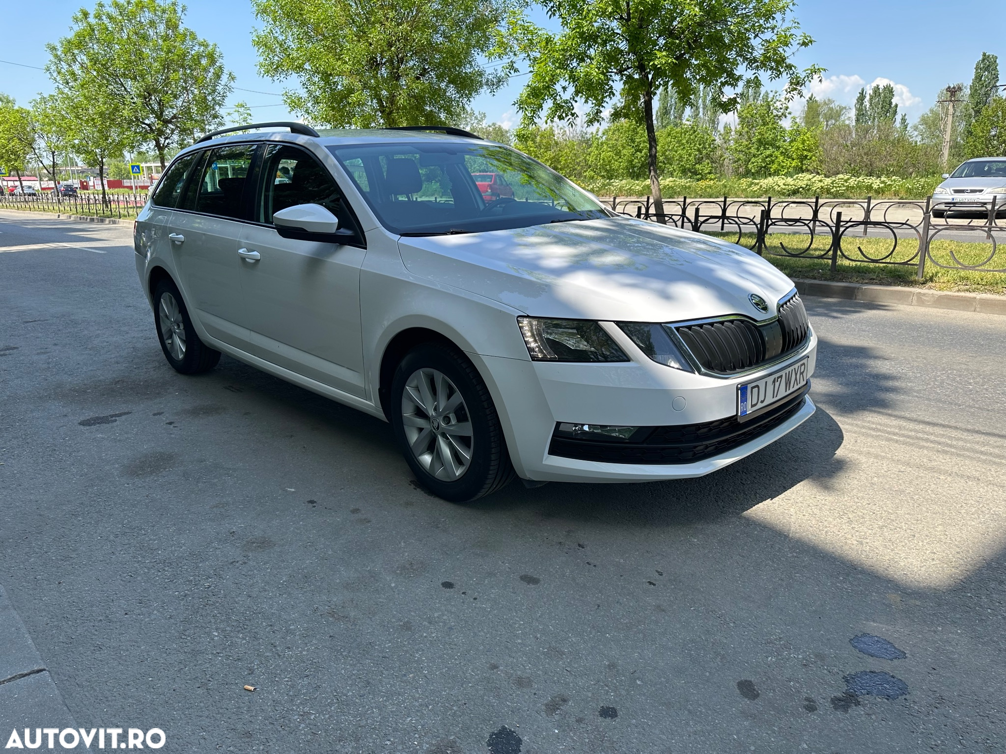 Skoda Octavia 1.6 TDI Active - 3
