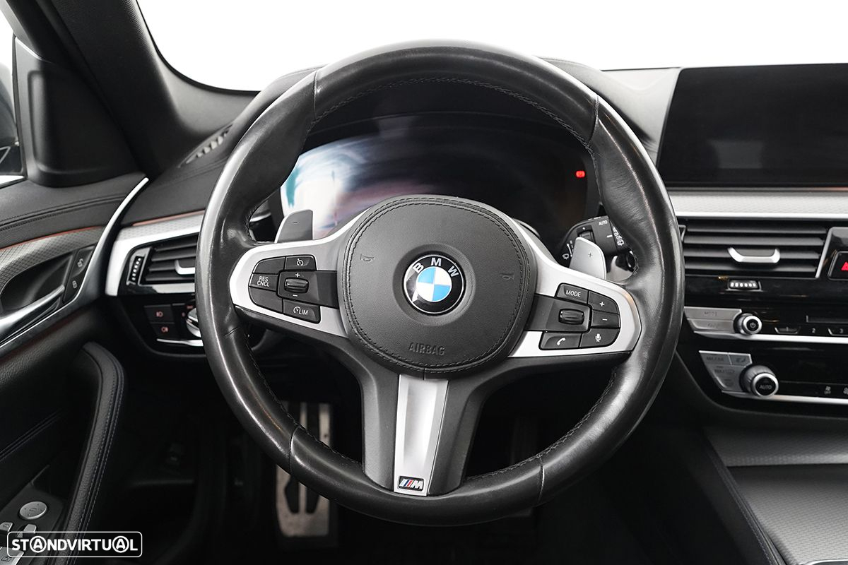BMW 520 d Pack M Auto - 19