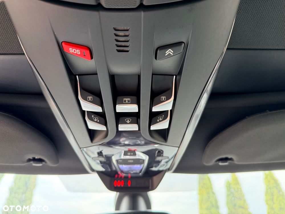 Citroën DS5 1.6 THP SoChic - 21