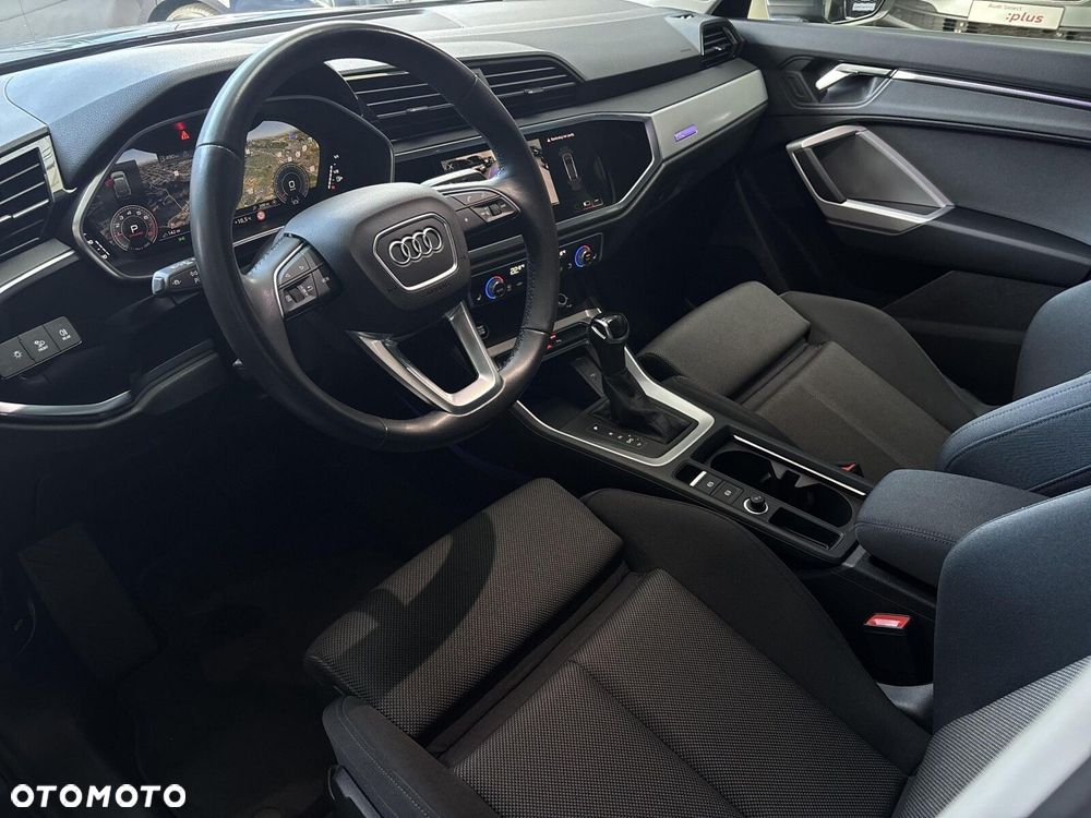 Audi Q3 Sportback - 30