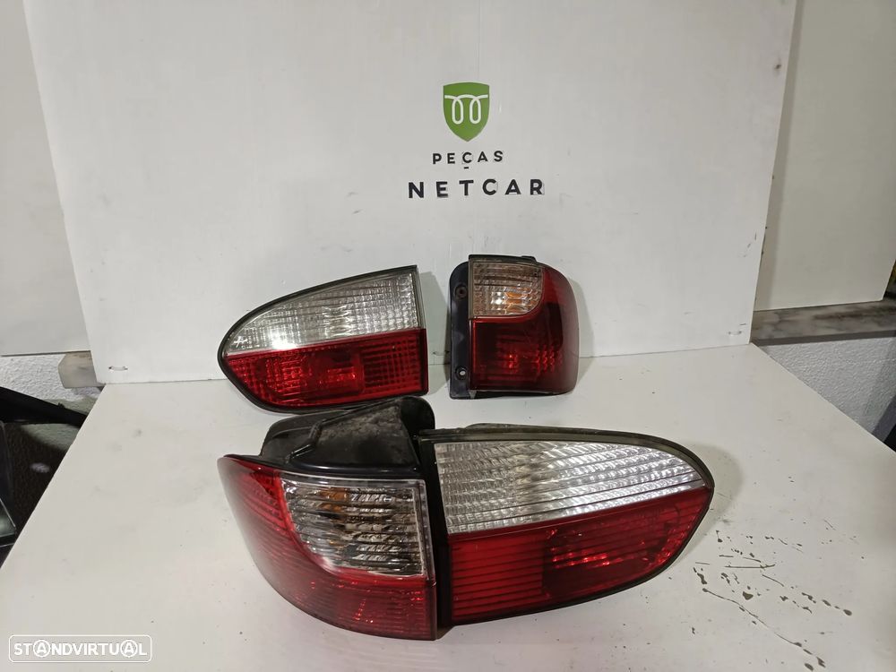 Farol Farolim tampa Mala Hyundai H1  2002 - 4