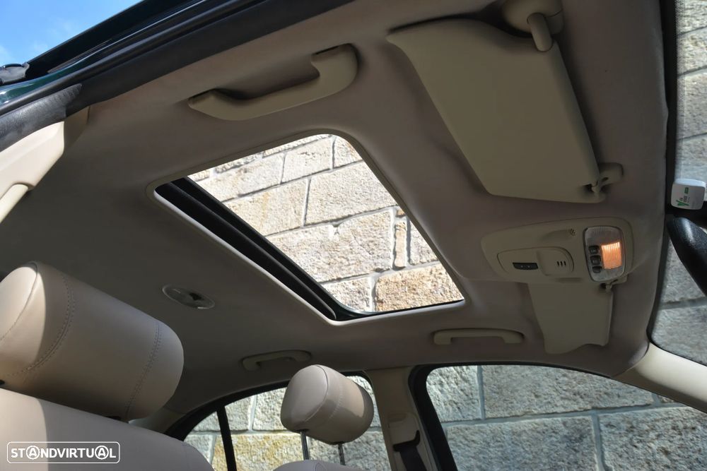 Jaguar X-Type 2.5 Sport Auto. - 12