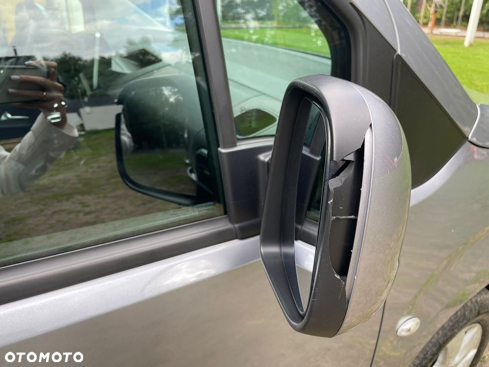 Opel Combo 1.2 Turbo Enjoy S&S - 17