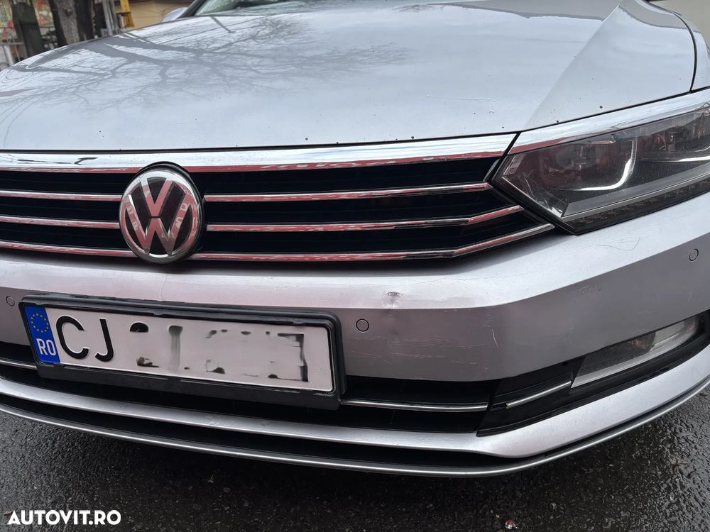 Volkswagen Passat 2.0 TDI Comfortline - 11