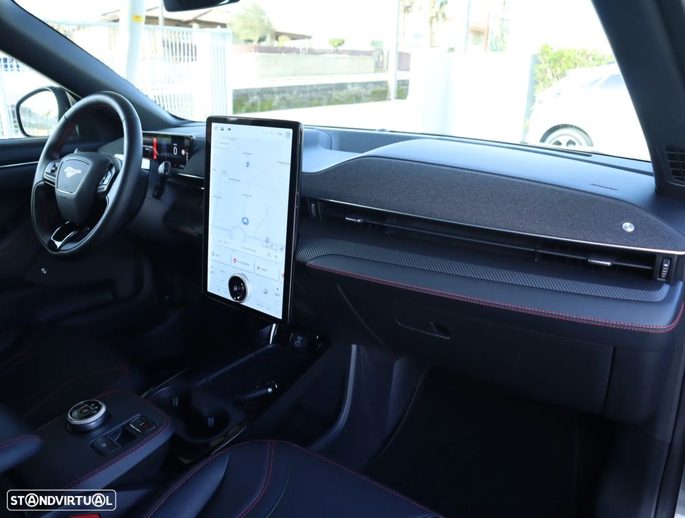 Ford Mustang Mach-E AWD PREMIUM - 5