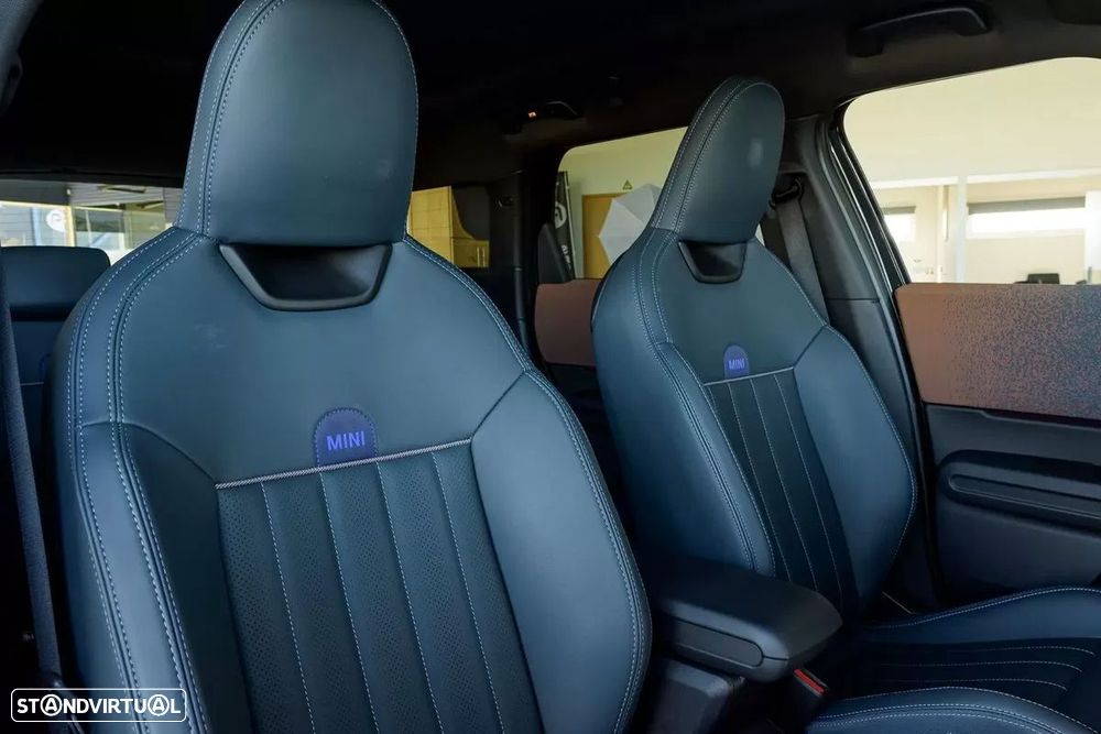MINI Countryman D Favoured M Plus - 14