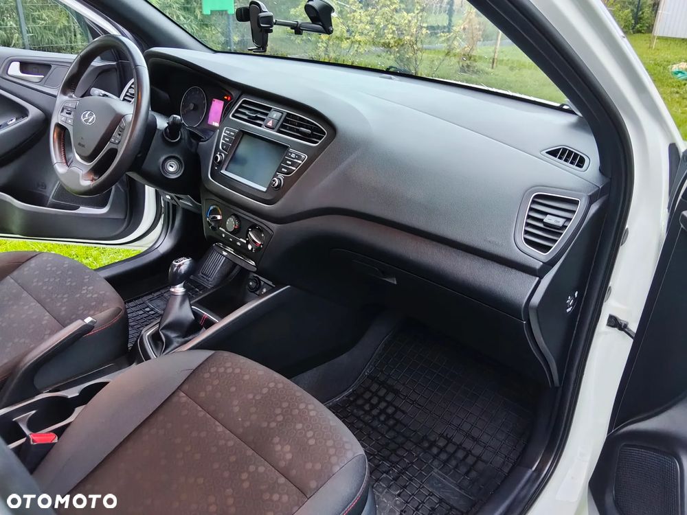 Hyundai i20 1.2 Comfort - 29