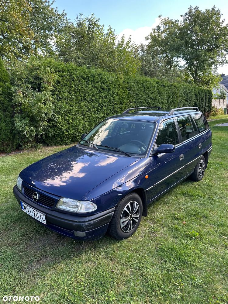 Opel Astra 1.6 - 2