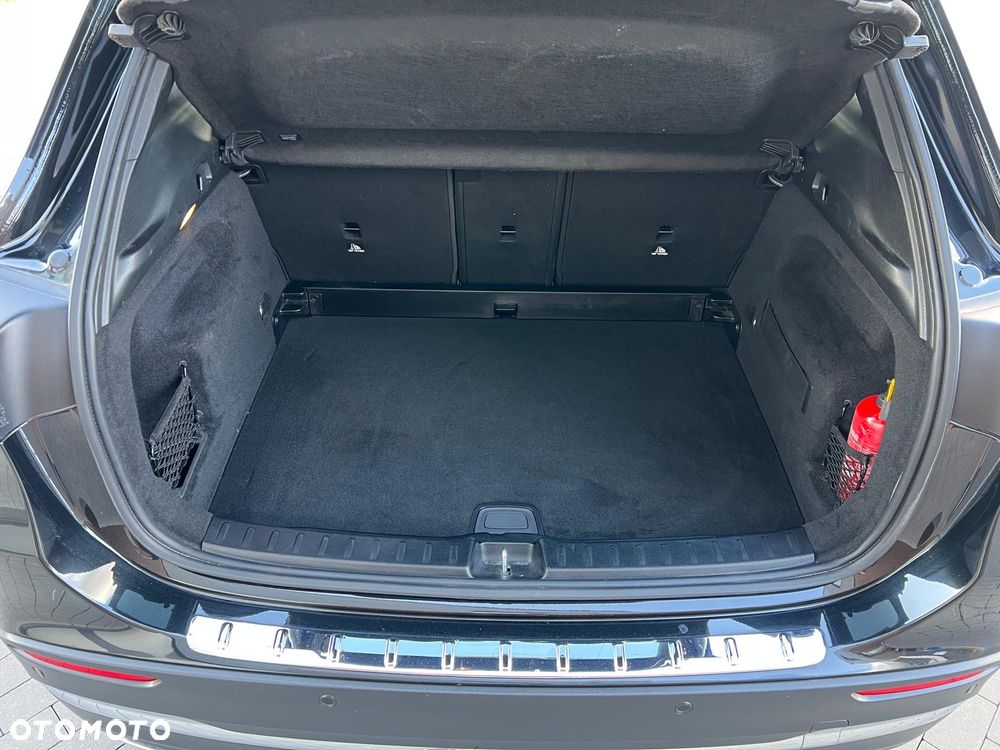 Mercedes-Benz GLA 200 d AMG Line - 32