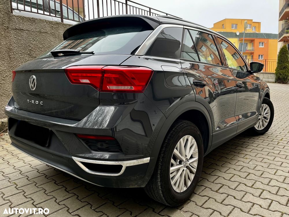 Volkswagen T-Roc 2018 photo 2