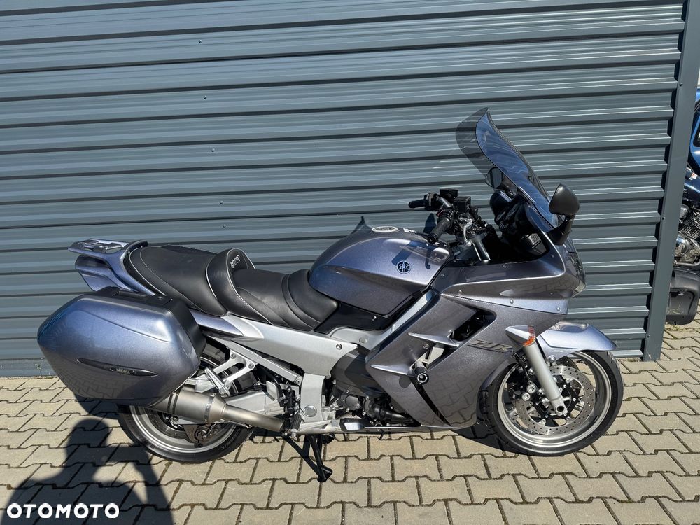 Yamaha FJR - 4