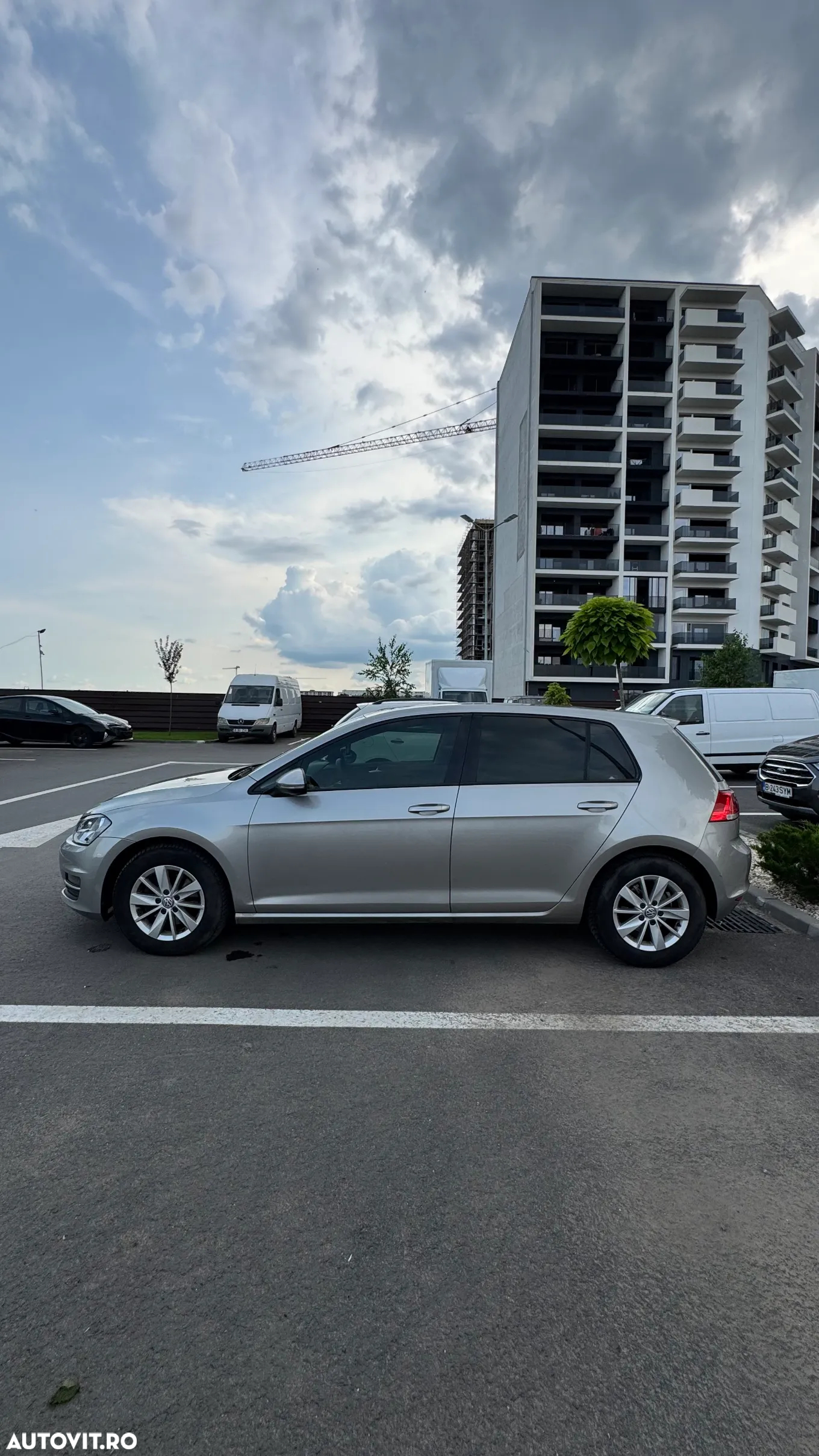 Volkswagen Golf 1.6 TDI BlueMotion Technology DPF Comfortline DSG - 3