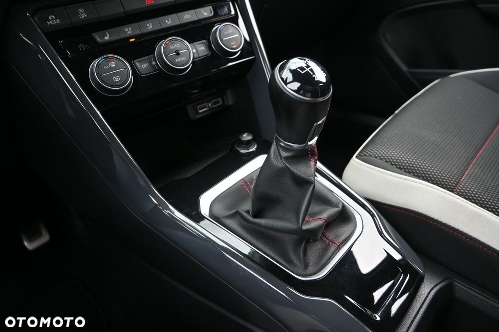 Volkswagen T-Roc 1.5 TSI ACT OPF Sport - 15