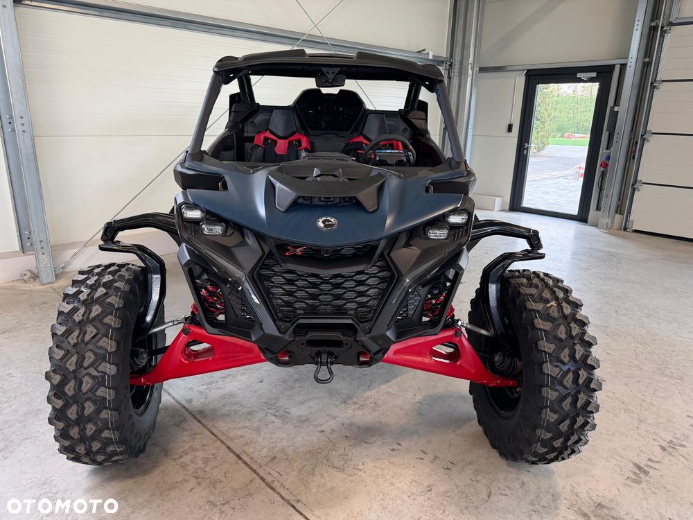 Can-Am Maverick - 9