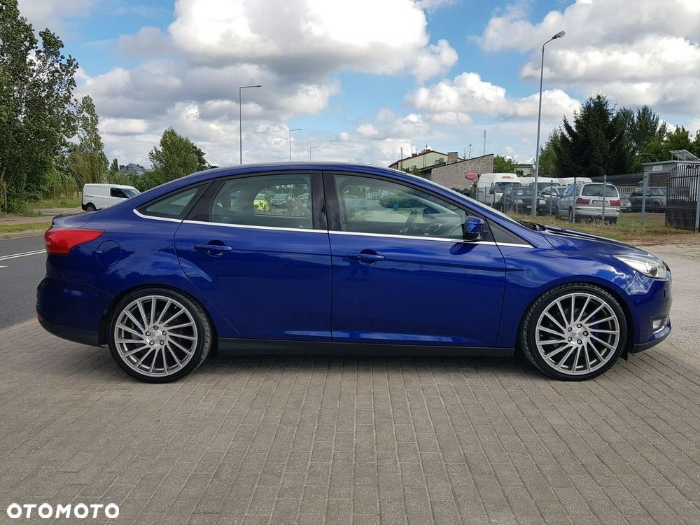 Ford Focus 1.5 EcoBoost Start-Stopp-System Titanium - 4