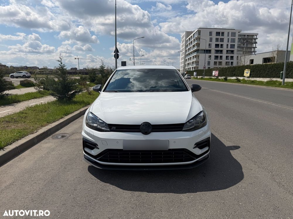 Volkswagen Golf 2.0 TSI DSG R - 2