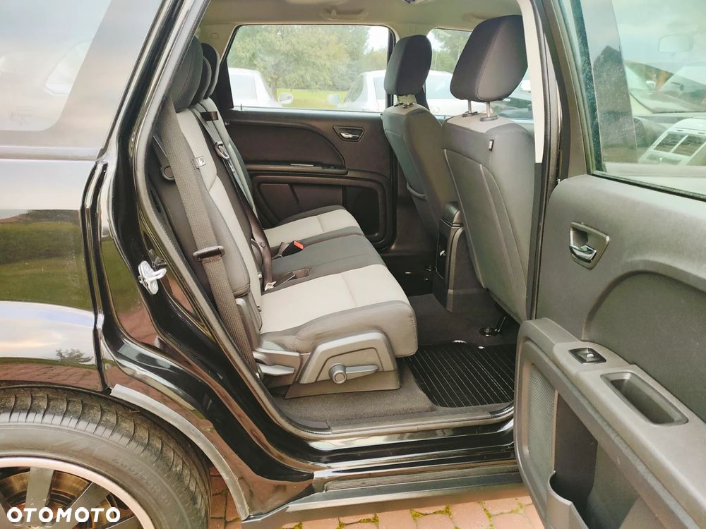 Dodge Journey 2.4 SXT - 19